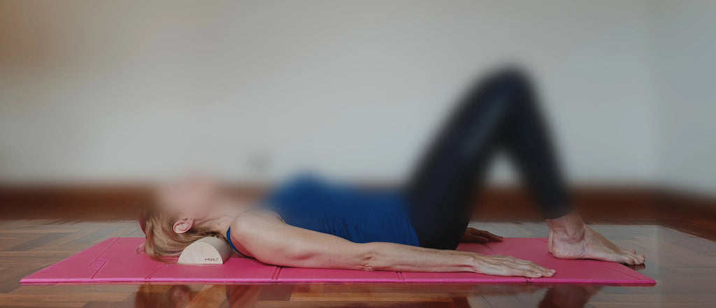 Almohada cervical de madera